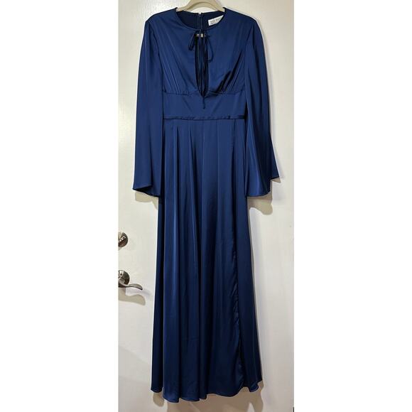 Mac Duggal Charmeuse Soft Tie Keyhole Bell Sleeve Gown Midnight Sz 4 NWOT 68308 - Picture 2 of 16